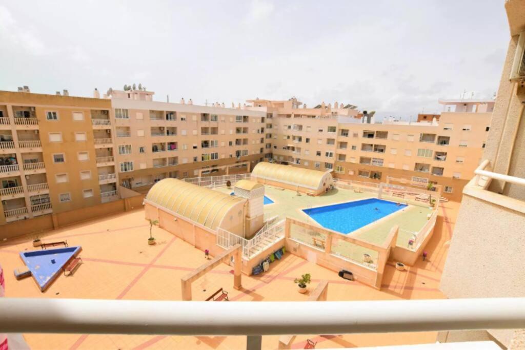 Top Floor Torrevieja Center Apartment Екстер'єр фото