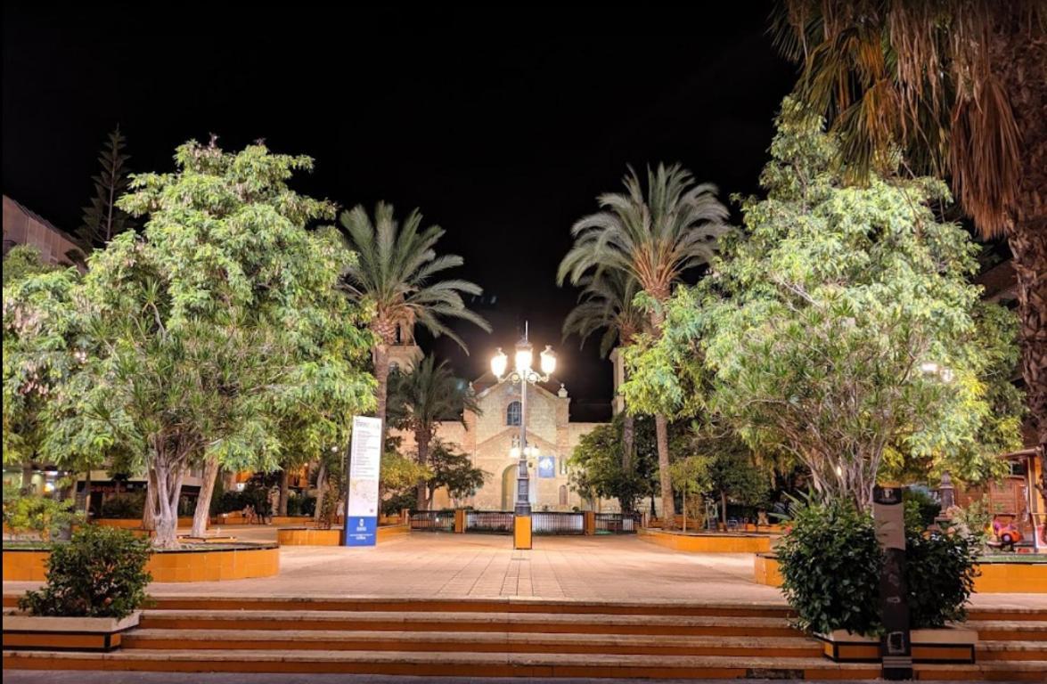 Top Floor Torrevieja Center Apartment Екстер'єр фото