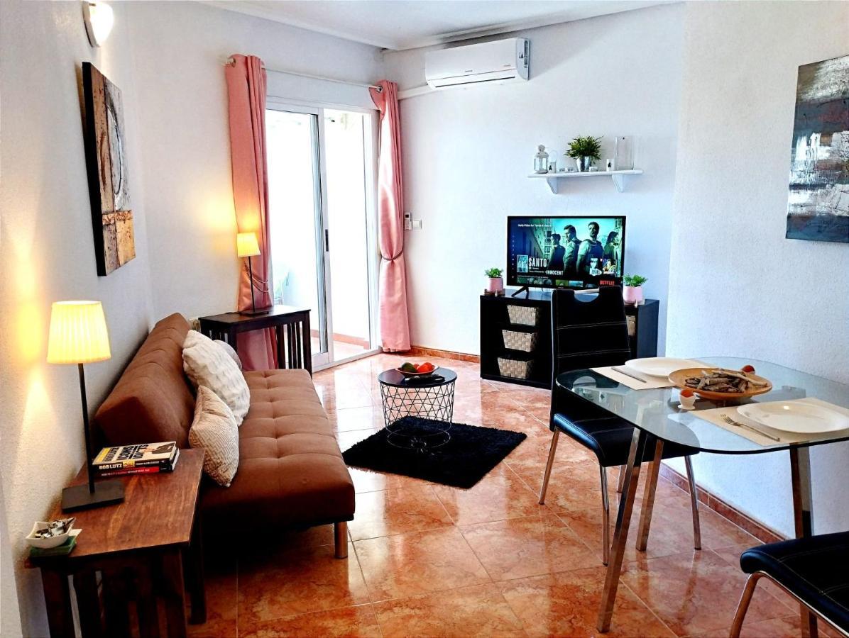 Top Floor Torrevieja Center Apartment Екстер'єр фото